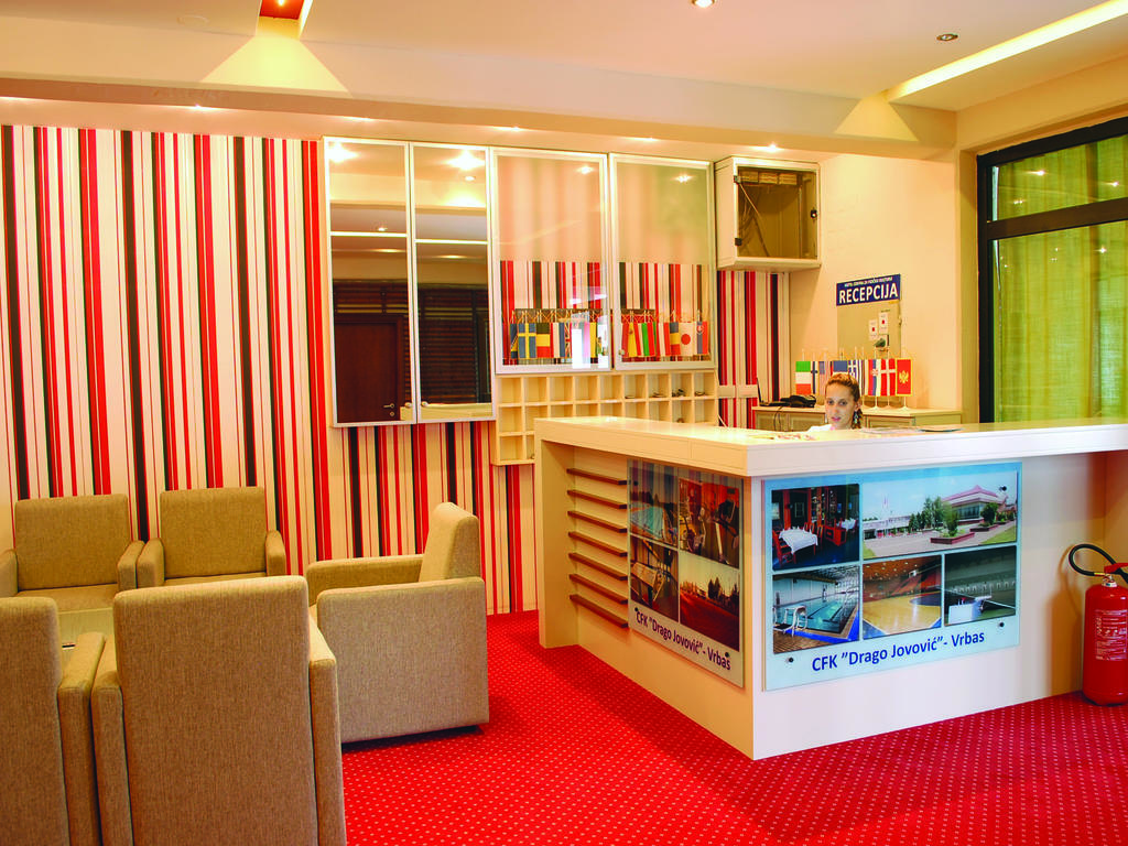 Holiday Park Cfk Vrbas エクステリア 写真